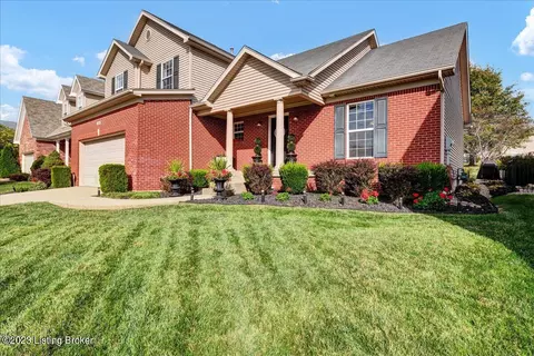 416 Arlington Meadows Dr, Louisville, KY 40023