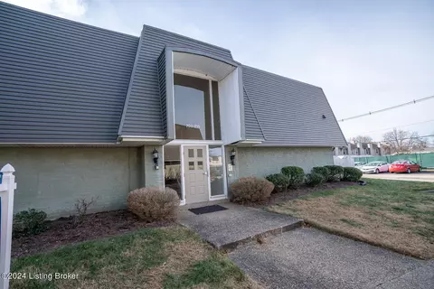 713 La Fontenay Ct, Louisville, KY 40223