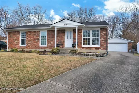 8807 Mckenna Way, Louisville, KY 40291
