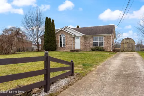 255 Louis Ln, Mount Washington, KY 40047