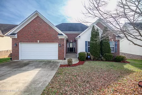 484 Stream View Dr, Shelbyville, KY 40065