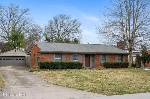 42 Hallsdale Dr, Louisville, KY 40220