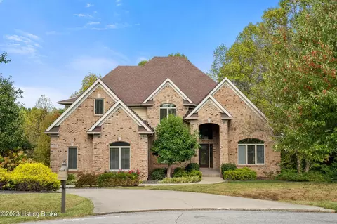 2501 Stonefield Ln, La Grange, KY 40031