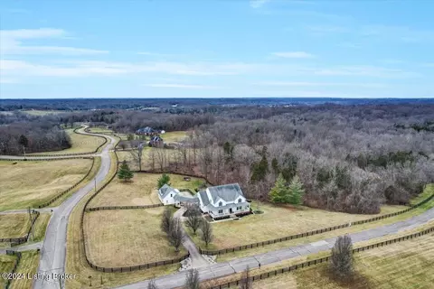 4808 Jolynn Wolf Way, Louisville, KY 40023