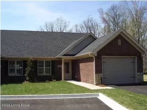 6626 Renate Rd, Louisville, KY 40291