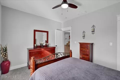 915 Stringer Ln, Mount Washington, KY 40047 photo 30