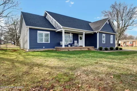 915 Stringer Ln, Mount Washington, KY 40047 photo 3