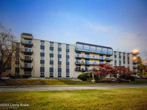 740 Zorn Ave #4D, Louisville, KY 40206