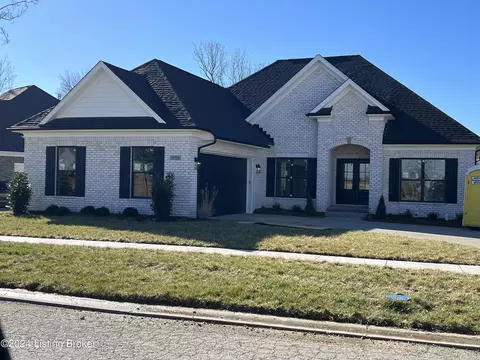 17700 Shakes Creek Dr, Louisville, KY 40023