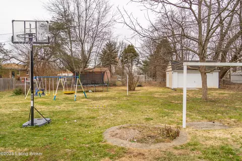 258 Stringer Ln, Mount Washington, KY 40047 photo 56
