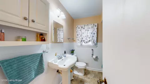 258 Stringer Ln, Mount Washington, KY 40047 photo 21