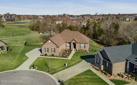 11618 Conservation Trl, Louisville, KY 40291