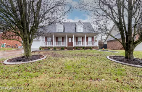 5916 Grandel Blvd, Louisville, KY 40258
