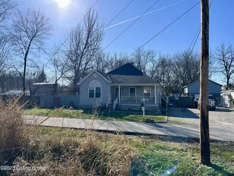 1630 Stallings Ave, Louisville, KY 40216