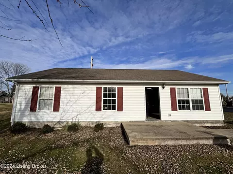 403 E 7th St, Hardinsburg, KY 40143