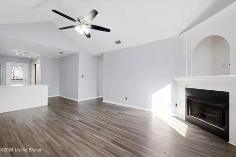 1920 Muncie Ave #8, Louisville, KY 40206