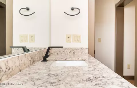 Bath - 5560 Old Vincennes Rd, Floyds Knobs, IN 47119 photo 17 of 19