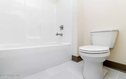 Bath - 5560 Old Vincennes Rd, Floyds Knobs, IN 47119 photo 14 of 19