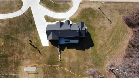 View/Area - 5560 Old Vincennes Rd, Floyds Knobs, IN 47119 photo 1 of 1