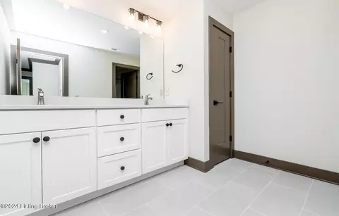 Bath - 5560 Old Vincennes Rd, Floyds Knobs, IN 47119 photo 11 of 19