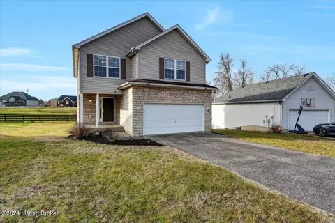 5920 Saddle Blanket Dr, Louisville, KY 40219