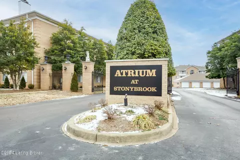 8500 Atrium Dr #103, Louisville, KY 40220