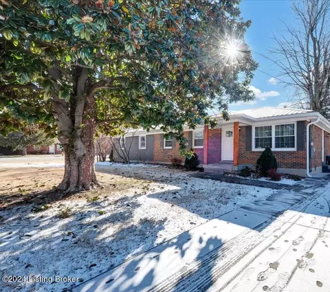 4904 Mile Of Sunshine Dr, Louisville, KY 40219