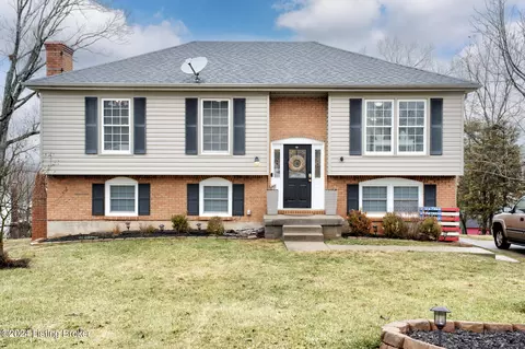 7430 E Orchard Grass Blvd, Crestwood, KY 40014