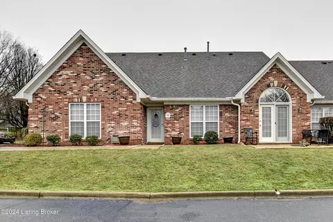 7802 Fern Gardens Way, Louisville, KY 40291