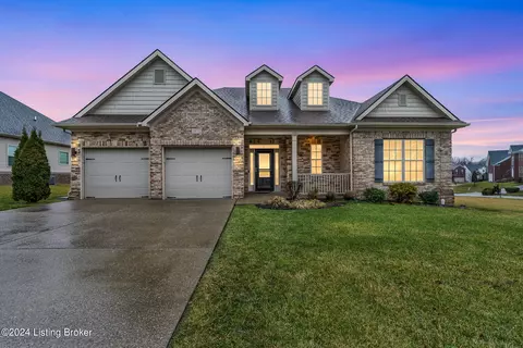 18111 Brightleaf Pl, Fisherville, KY 40023