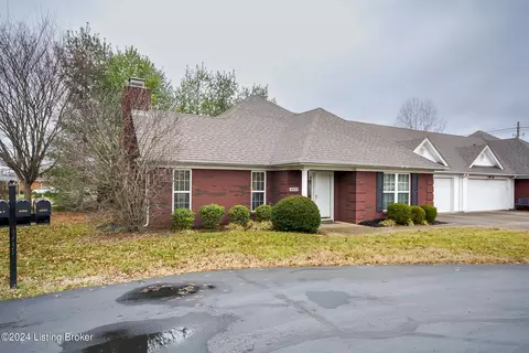 4408 Monarchos Dr, Louisville, KY 40220