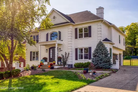 1908 Arnold Palmer Blvd, Louisville, KY 40245