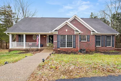 5310 Arrowshire Dr, La Grange, KY 40031