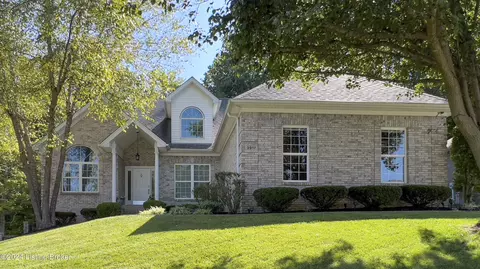 3917 Landherr Dr, Louisville, KY 40299