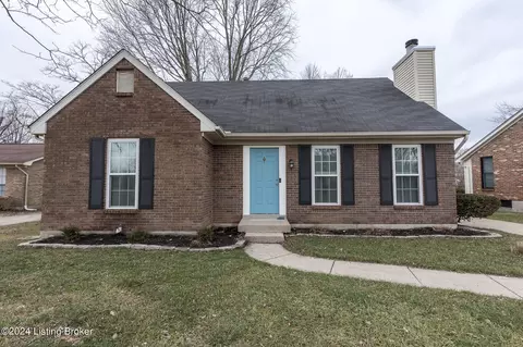 4606 Scott Ct, Louisville, KY 40299
