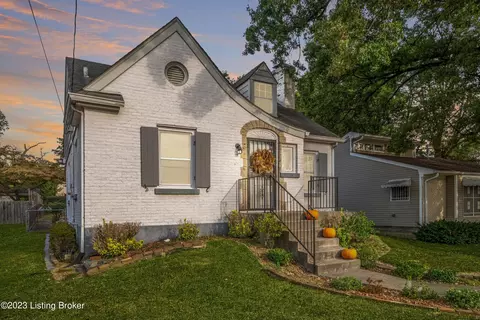 4008 Delores Ave, Louisville, KY 40216