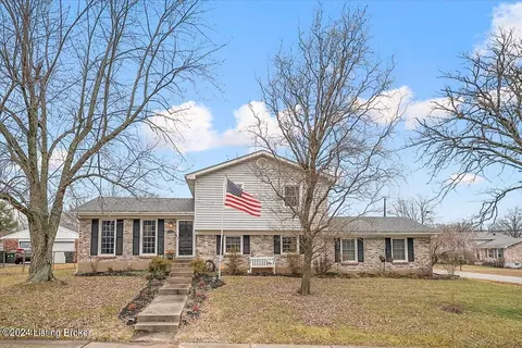 10113 Saint Rene Rd, Louisville, KY 40299