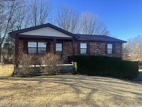 321 Valley View Dr, Radcliff, KY 40160