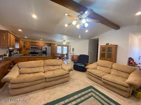9143 Loretto Rd, Loretto, KY 40037 photo 5