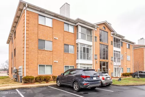 3721 Bardstown Rd #205, Louisville, KY 40218