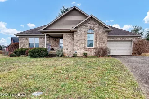 3900 Blooming Spring Ct, Louisville, KY 40299