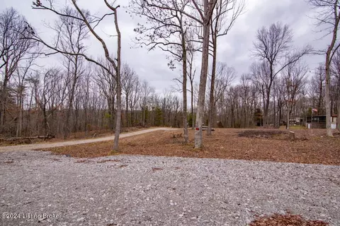 106 Tulip Ln, Mammoth Cave, KY 42259