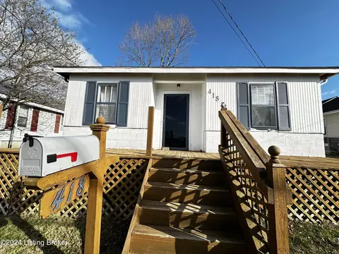 418 College St, Greenville, KY 42345
