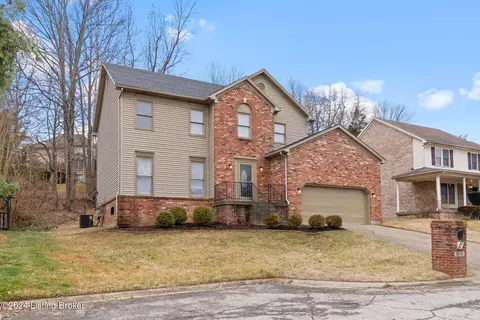 3926 E Pages Ln, Louisville, KY 40272