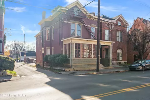 118 W Oak St, Louisville, KY 40203