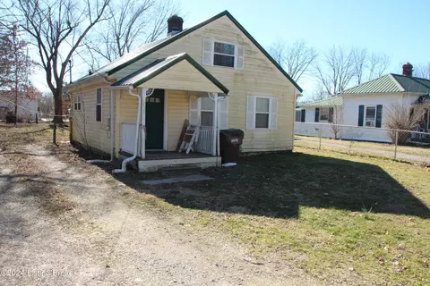 437 Sulphur Ave, Eminence, KY 40019
