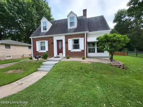 1724 Meyers Ln, Louisville, KY 40216