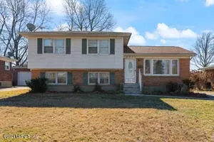 7206 Tangelo Dr, Louisville, KY 40228