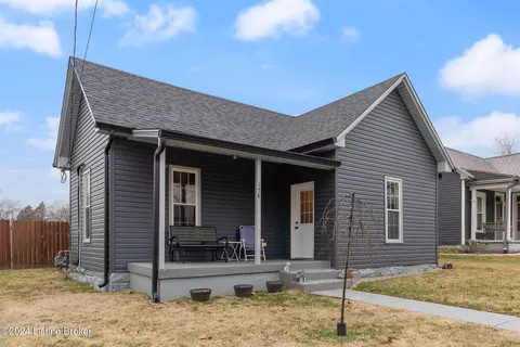 158 W Oak St, Lebanon Junction, KY 40150