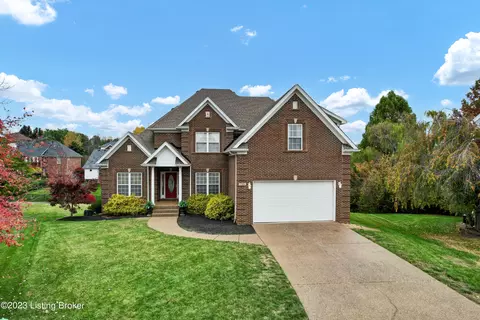 13801 Round Top Pl, Louisville, KY 40299